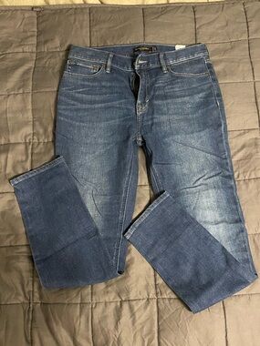 Banana Republic Men's Slim Straight Jeans in Faded Blue